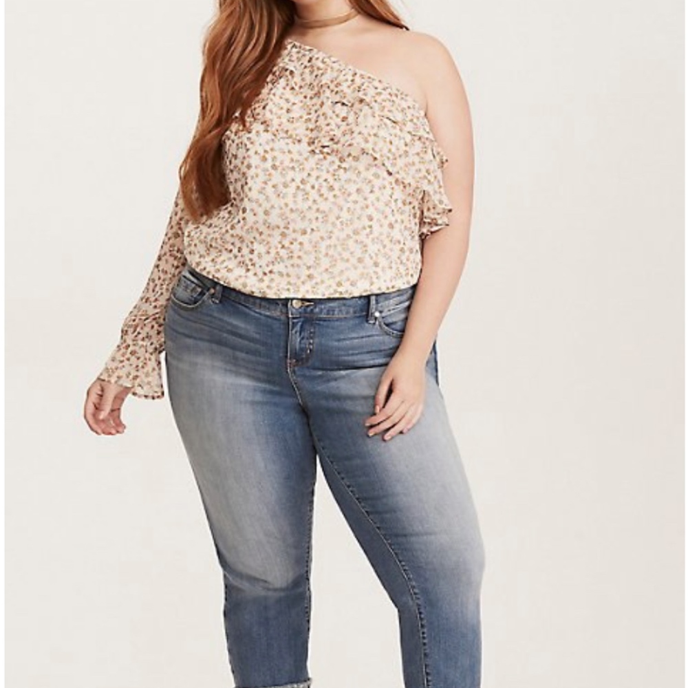 NWT Torrid Chiffon Ruffled One Shoulder Blouse